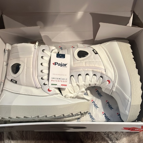 BNIB Pajar Boot - Picture 5 of 5